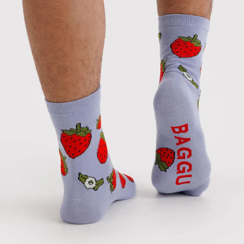 Baggu Crew Socks Strawberry Blossom - Image 2