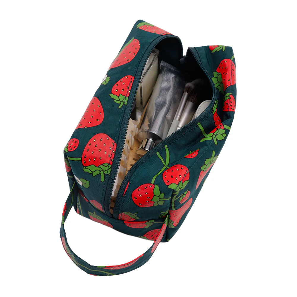 Baggu Dopp Kit Travel Bag Strawberry Blossom - Image 2