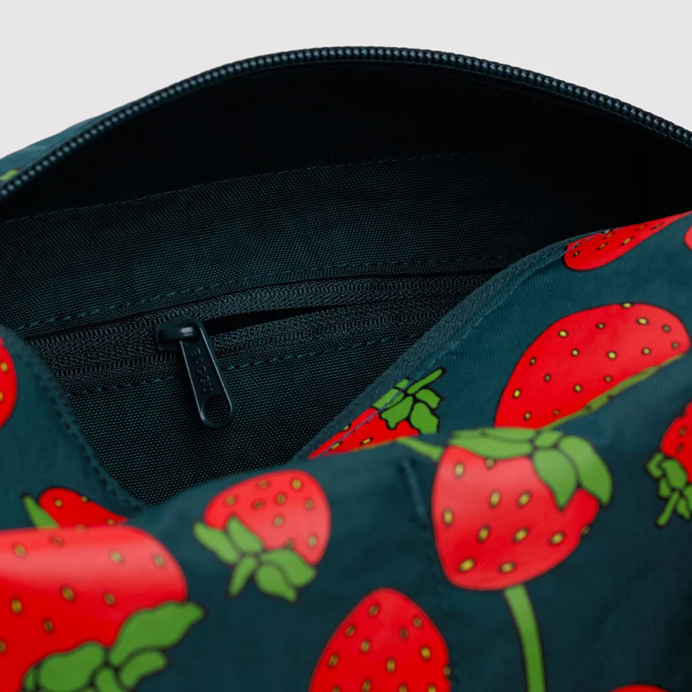Baggu Dopp Kit Travel Bag Strawberry Blossom - Image 3