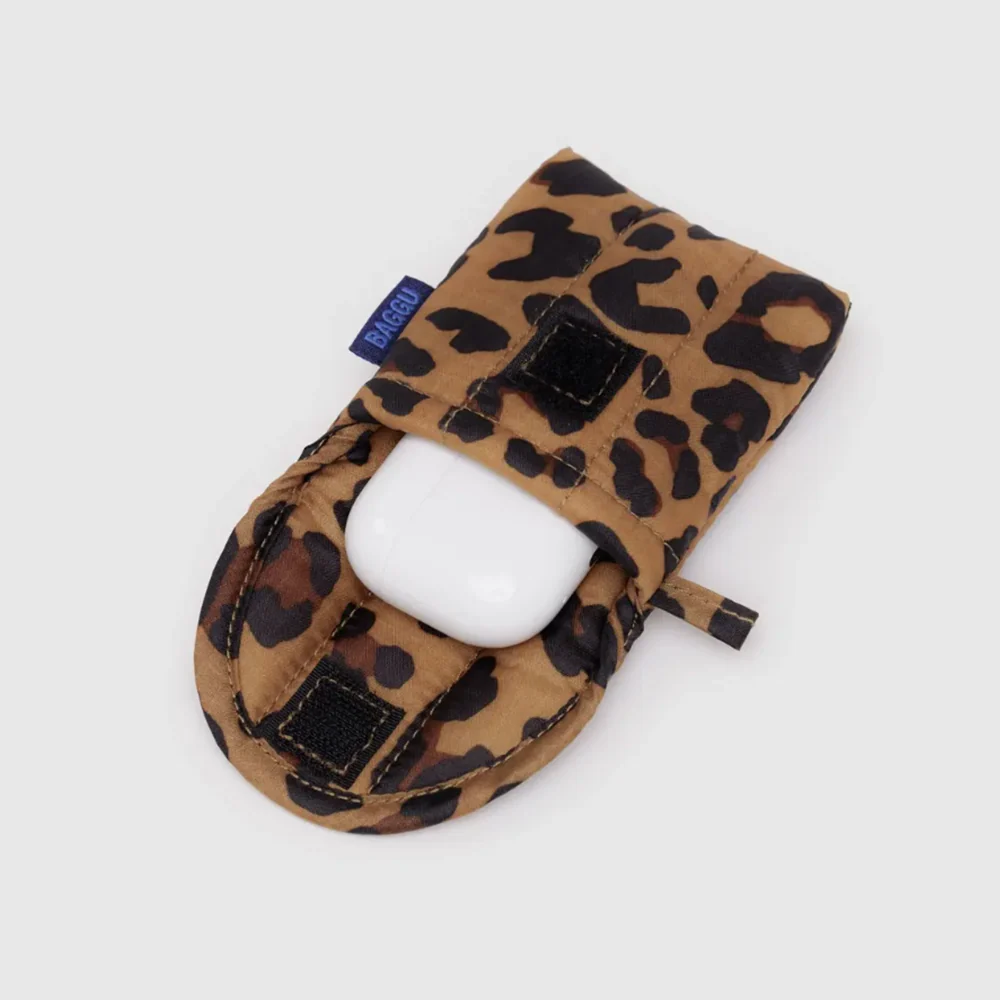 Baggu Puffy Earbuds Case Leopard - Image 2