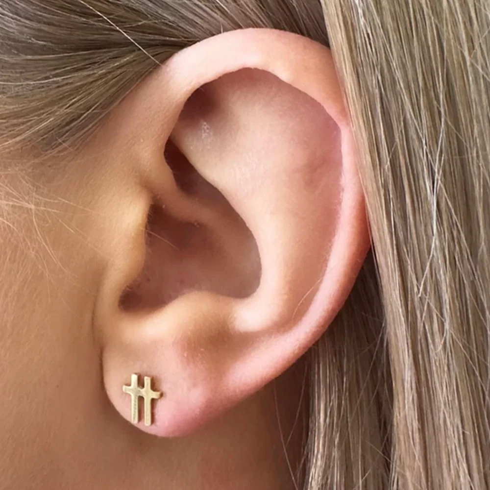 Ever Swish Stud Earrings Gold - Image 2
