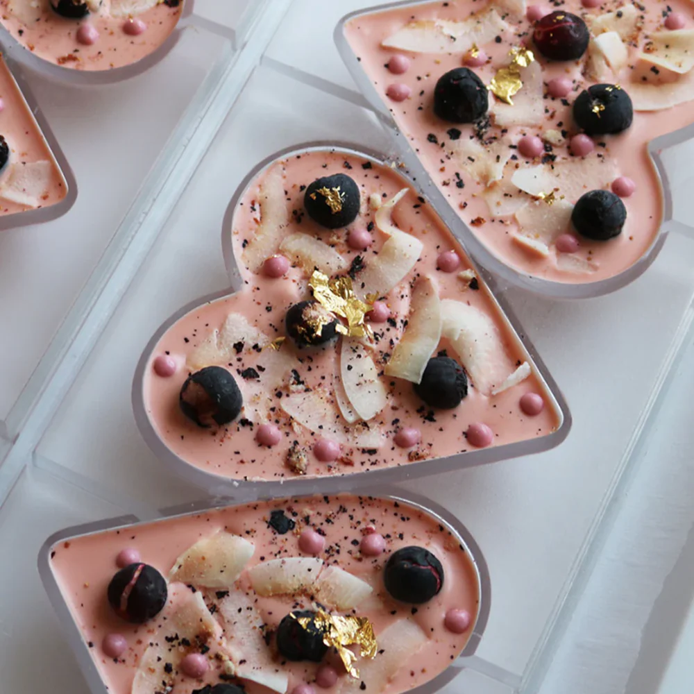 House of Chocolate Blueberry Coconut White Chocolate Heart - Image 2