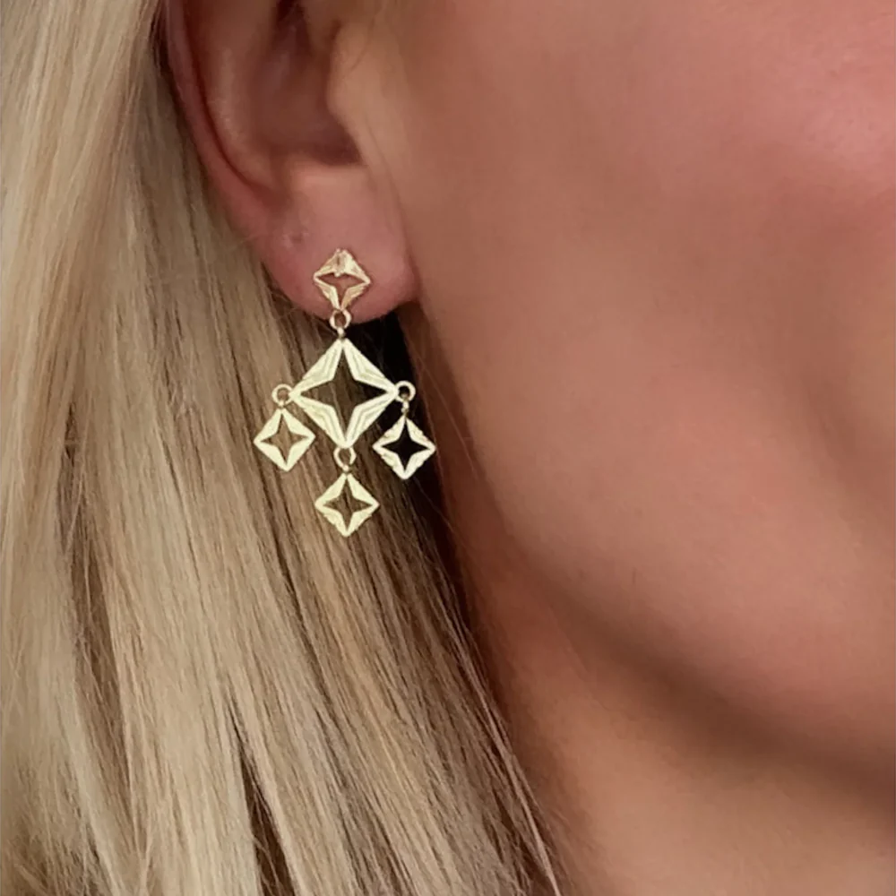 Lindi Kingi Earrings Byzante Embrace Mini Gold - Image 2