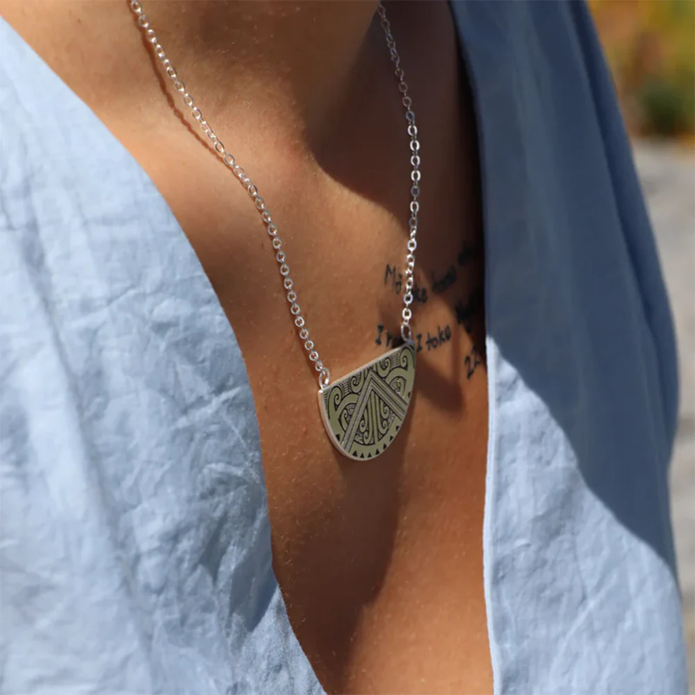 Little Taonga Maunga-Nui Breast Plate Necklace Silver - Image 2