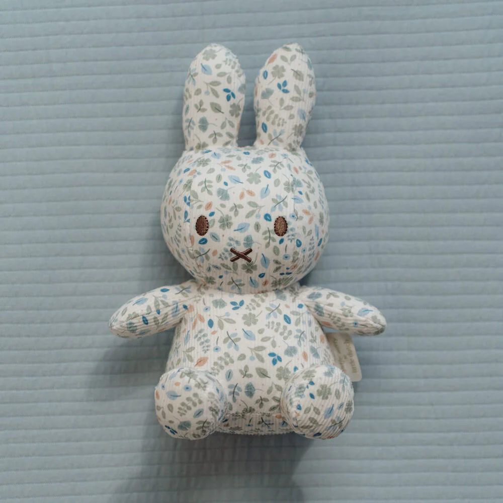 Miffy Lucky Leaves All Over Prink Soft Toy Small - Image 2