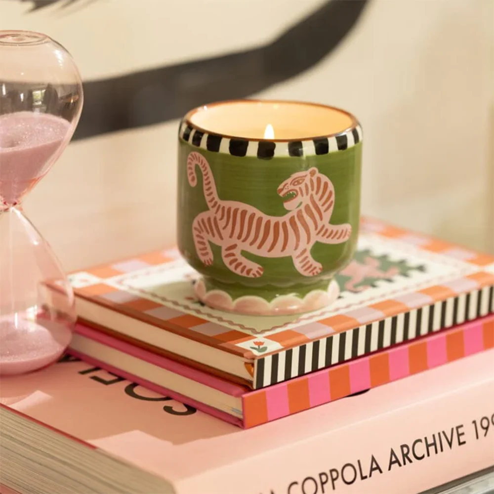 Paddywax Adopo Tiger Ceramic Candle Black Cedar & Fig 226g - Image 2
