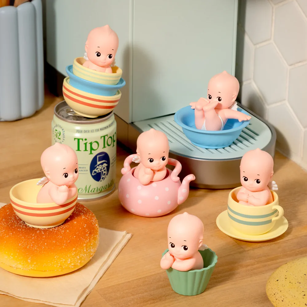 Smoko Kewpie®️ in Cups Blind Box Figure - Image 3