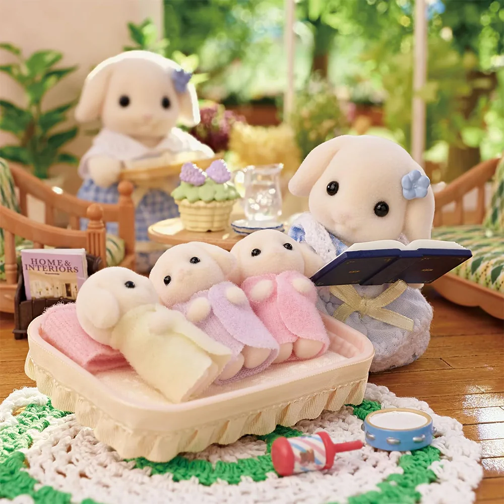 Sylvanian Families Flora Rabbit Family - Image 3
